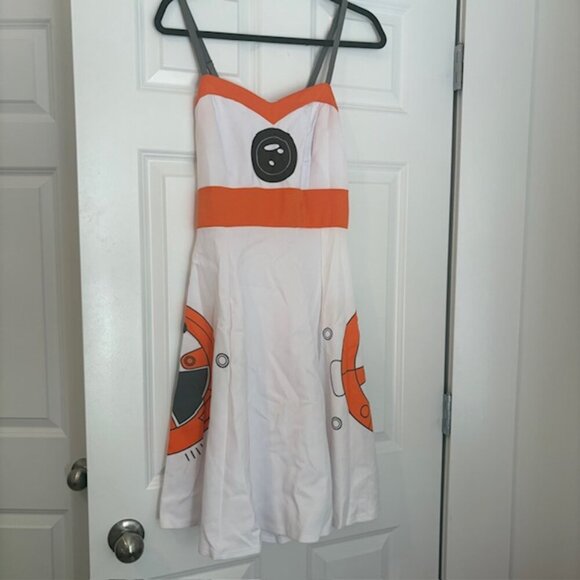 BB8 Dress TORRID x Her universe - Picture 2 of 5